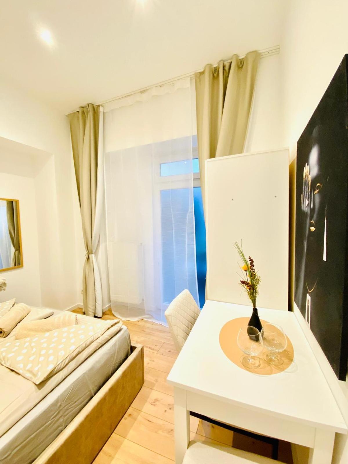 Apartmán Ottakring Gem Shared 4-br Retreat Breathtaking Views *