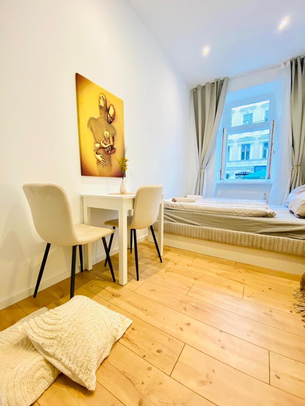 Apartmán Ottakring Gem Shared 4-br Retreat Breathtaking Views *