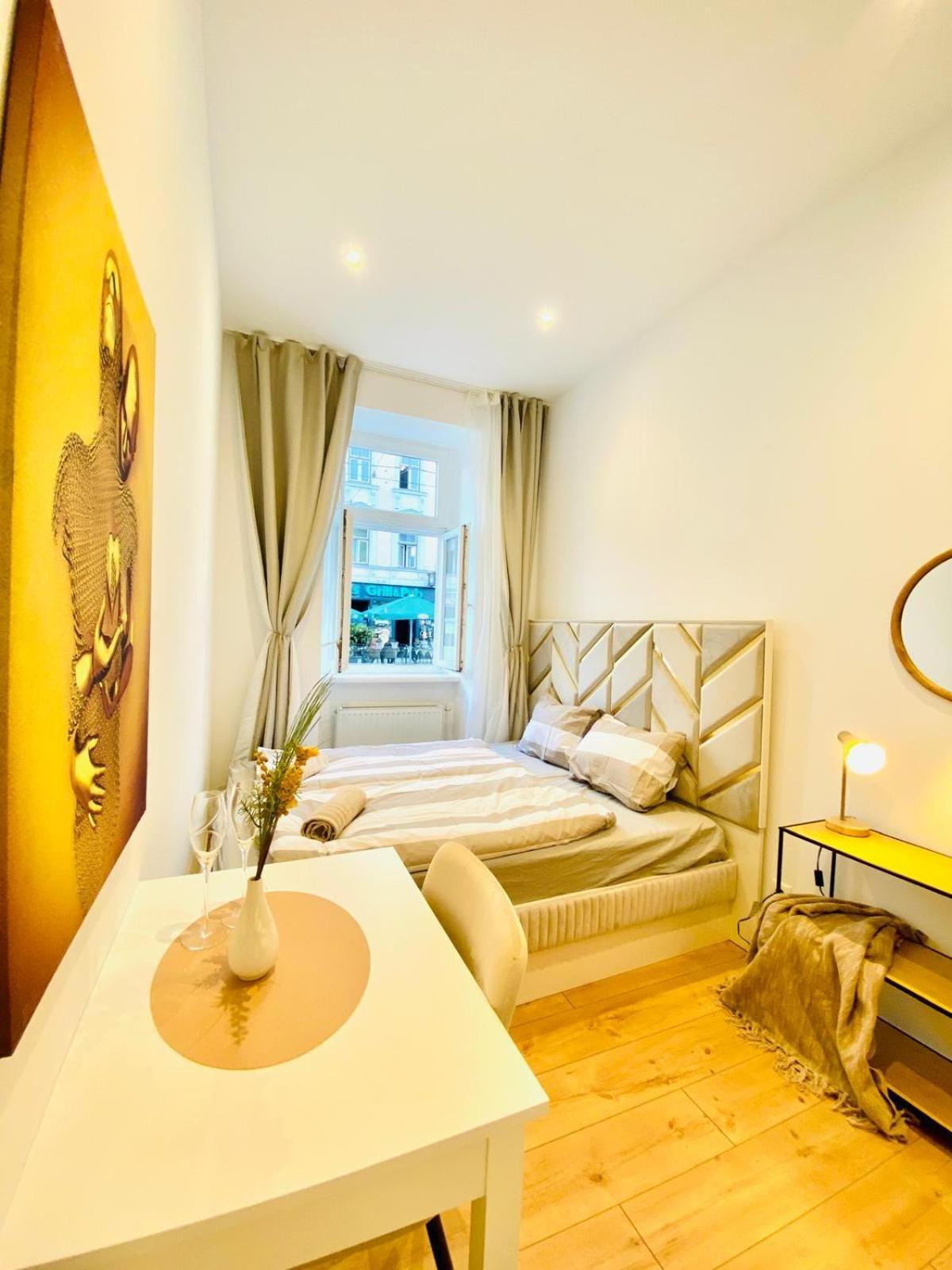 Ottakring Gem Shared 4-br Retreat Breathtaking Views * Vídeň